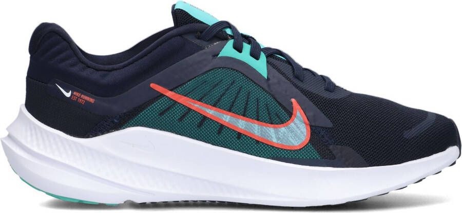 Nike Zwarte Lage Sneakers Quest 5