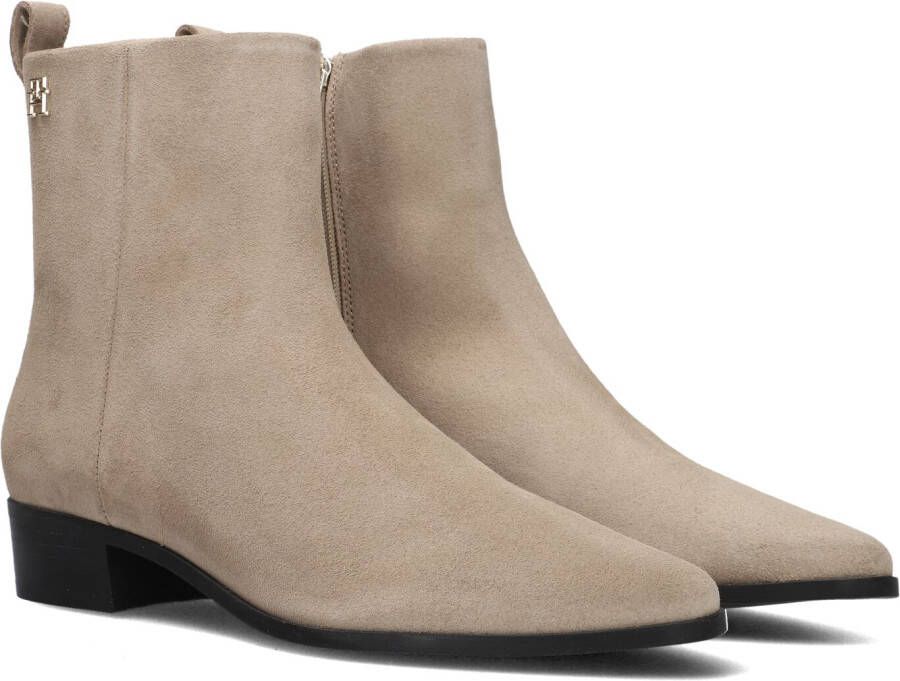 TOMMY HILFIGER Enkellaarsjes Dames Low Cowboy Flat Maat: 37 Materiaal: Suède Kleur: Beige