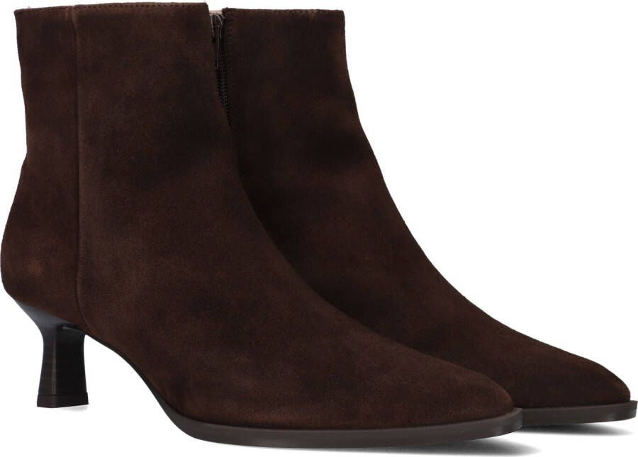 UNISA Enkellaarsjes Dames Lombas Maat: 36 Materiaal: Suède Kleur: Bruin