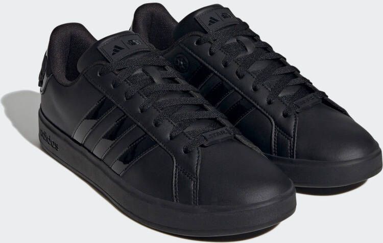 Adidas Sportswear Sneakers Design geïnspireerd op de adidas Superstar