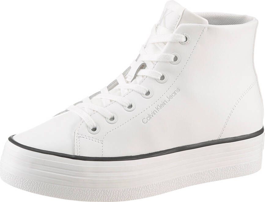 Calvin Klein Plateausneakers BOLD VULC FLATF MID LTH IN high top sneaker veterschoenen met ck-logo op de hak