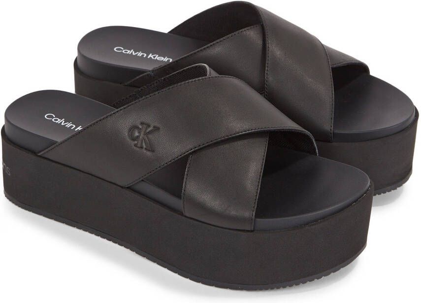 Calvin Klein Slippers FLATFORM CROSS MG UC plateau zomerschoen pantoffels met kruisverband