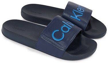 Calvin Klein Slippers met opvallend logo-opschrift