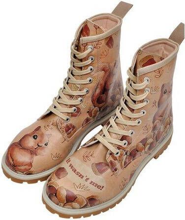 DOGO Hoge veterschoenen It Wasn`t Me met eekhoorntje print