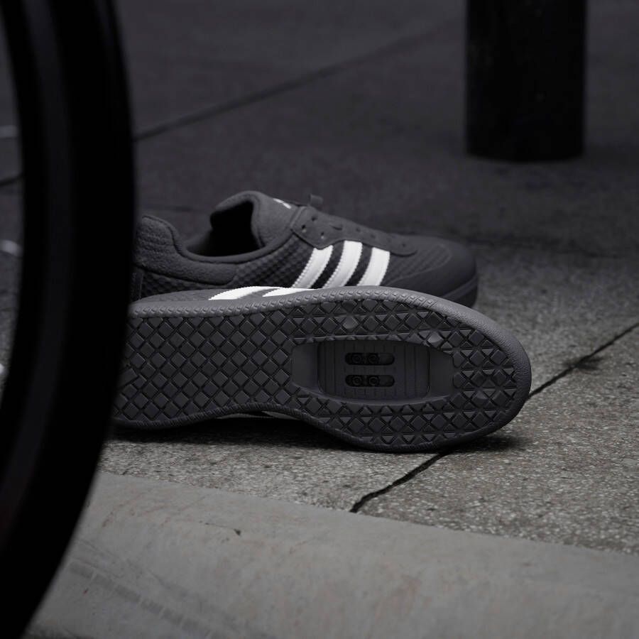 adidas Performance Sneakers VELOSAMBA COLD.RDY geïnspireerd door het ontwerp van de adidas samba