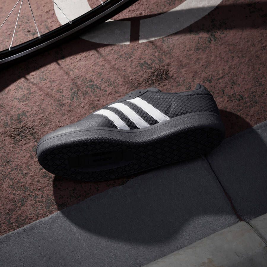 adidas Performance Sneakers VELOSAMBA COLD.RDY geïnspireerd door het ontwerp van de adidas samba