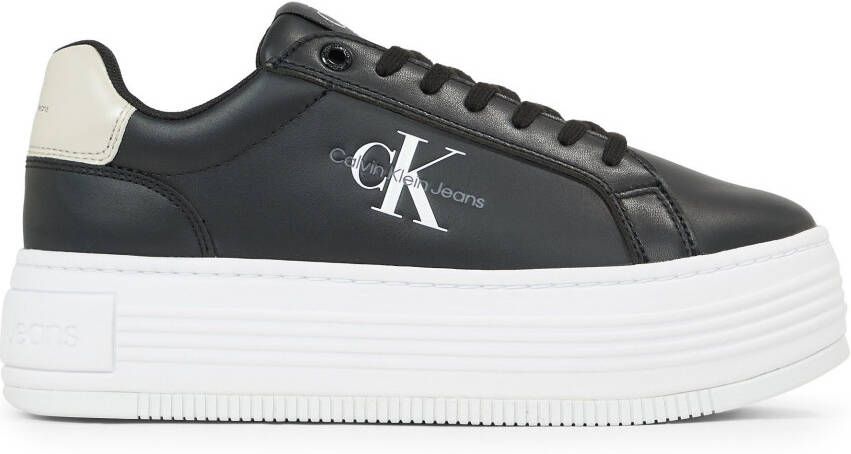 Calvin Klein Plateausneakers BOLD PLATF LOW LACE LTH ML MTL met zijlogo vrijetijdsschoen halve schoen veterschoen