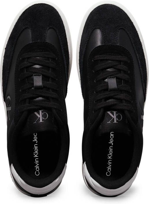 Calvin Klein Plateausneakers CLASSIC CUPSOLE LOW MG MIX veterschoen lage schoen vrijetijdsschoen met gepolsterde schachtversteviging