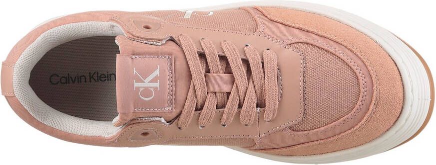 Calvin Klein Plateausneakers BOLD FLATF LOW MIX MG MEDIA veterschoenen vrijetijdsschoen lage schoen met zijlogo