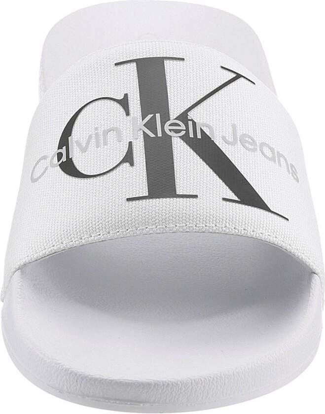 Calvin Klein Slippers zomerschoen slippers poolslides met opvallend logo e-breedte