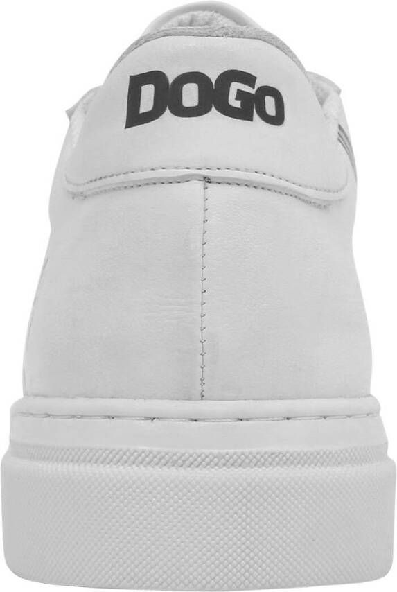 DOGO Sneakers What´s up doc vegan met bugs bunny-motief