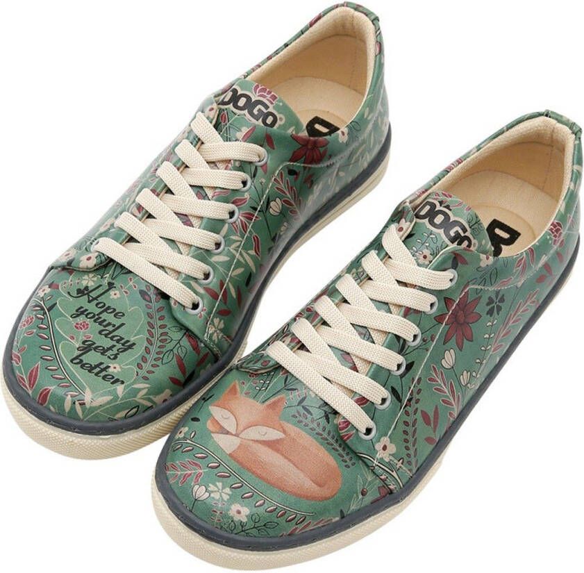 DOGO Veterschoenen Spirit Animal vegan met bloemenprint