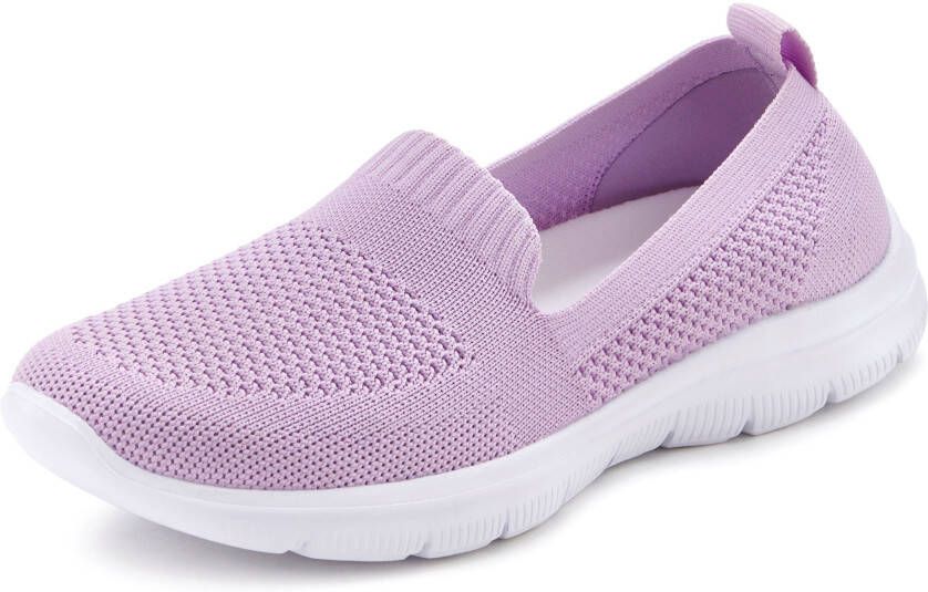 Lascana Instappers Slip-on sneaker half schoen ultralichte sneaker VEGAN