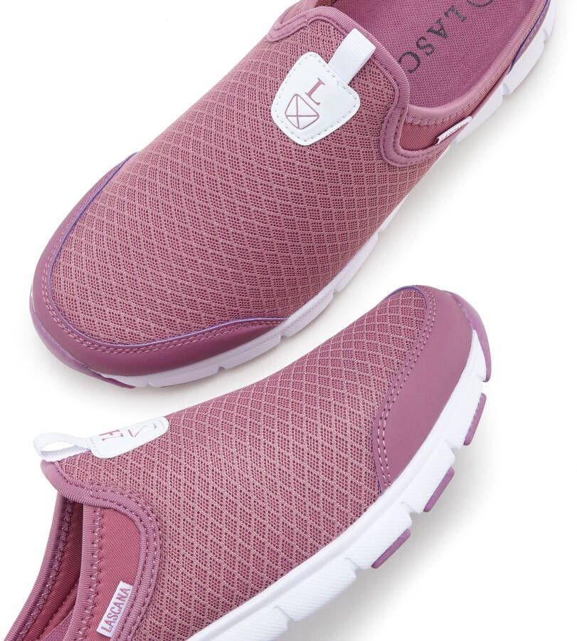 Lascana Slip-on sneakers Halfschoen vrijetijdsschoen sabot clogs van licht mesh-materiaal.