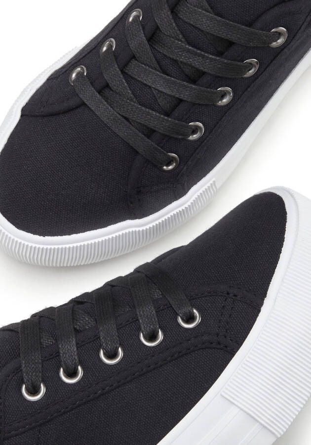 Lascana Sneakers Veterschoen vrijetijdsschoen van textiel met plateausole