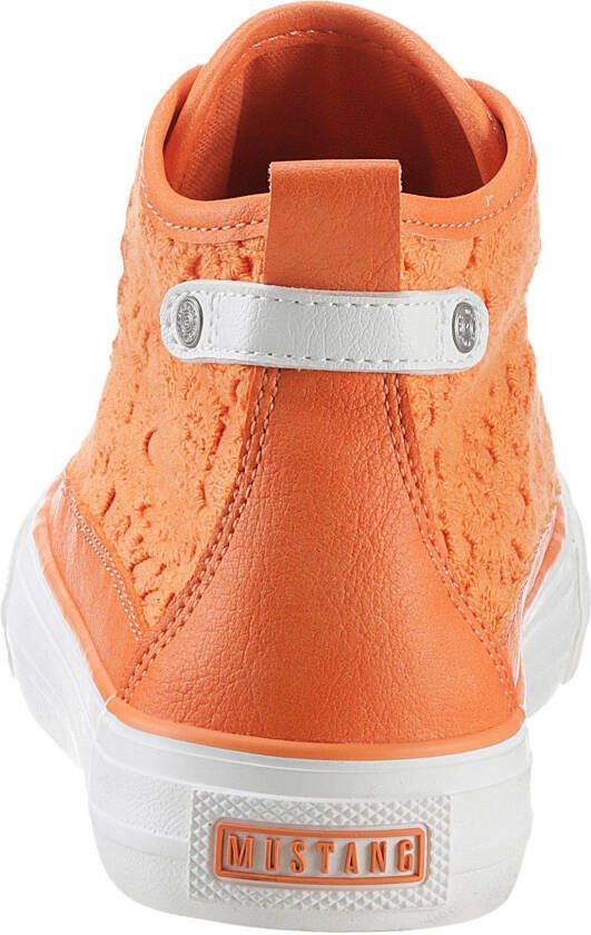 Mustang Shoes Veterschoenen high top sneakers vrijetijdsschoen met stijlvolle textielinzet