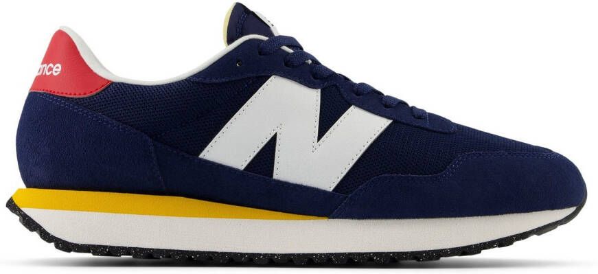 New Balance Sneakers M237