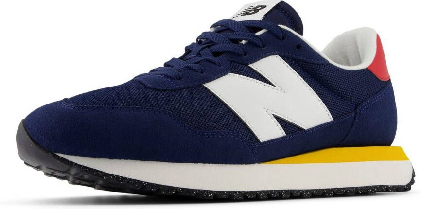 New Balance Sneakers M237