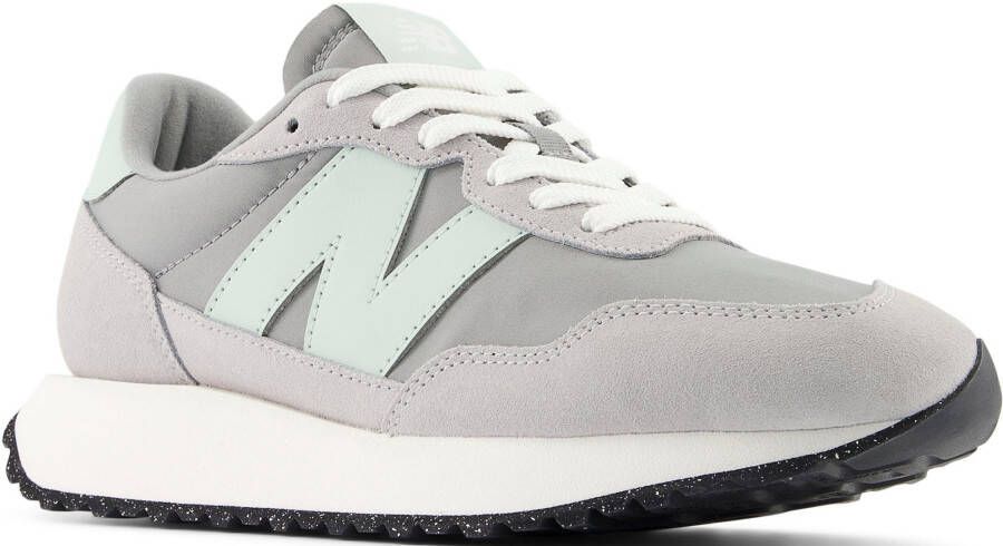 New Balance Sneakers WS237