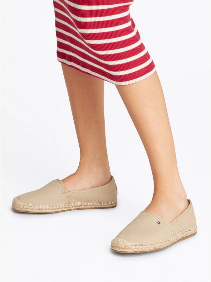 Tommy Hilfiger Espadrilles FLAG CANVAS ESPADRILLE slippers flats comfortabele schoen met bamboe bekleding en decoratieve naden