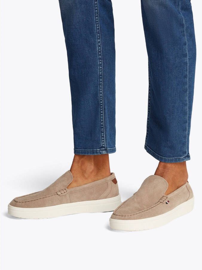 Tommy Hilfiger Instappers MODERN LIGHT HYBRID SUEDE LOAFER plateau instapschoen vrijetijdsschoen lage schoen met label