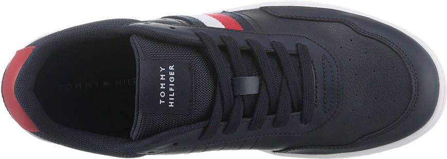 Tommy Hilfiger Plateausneakers TH BASKET CORE LITE vrijetijdsschoen halve schoen veterschoen met gepolsterde schacht