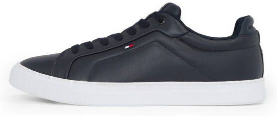 Tommy Hilfiger Plateausneakers ICON COURT LTH FLAG ESS vrijetijdsschoen lage schoen veterschoen met kleine logovlag