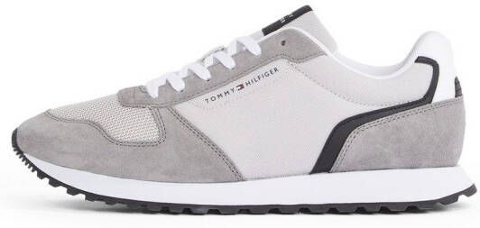 Tommy Hilfiger Plateausneakers NEW RUNNER EVA MIX vrijetijdsschoen lage schoen veterschoen met contrastafwerkingen