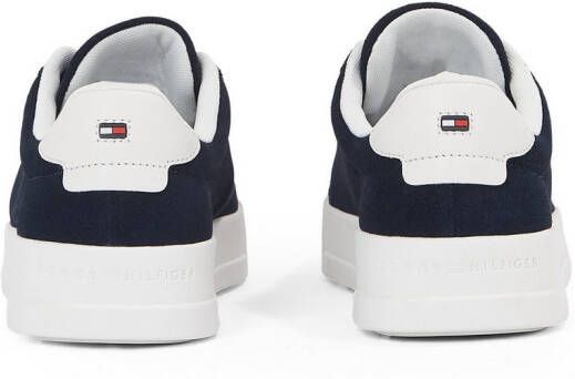 Tommy Hilfiger Plateausneakers TH COURT BETTER SUEDE vrijetijdsschoen lage schoen veterschoen met zijlogo