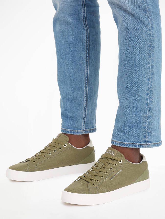 Tommy Hilfiger Sneakers TH HI VULC LOW SUMMER CVS met zijlogo vrijetijdsschoen halve schoen veterschoen