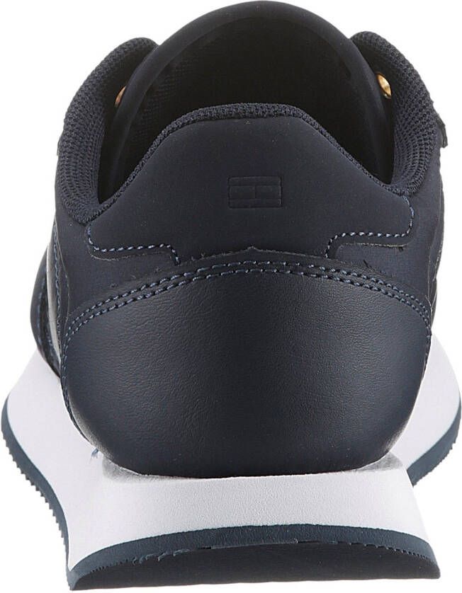 Tommy Hilfiger Sneakers ESSENTIAL RUNNER vrijetijdsschoen halve schoen veterschoen met gepolsterde schacht