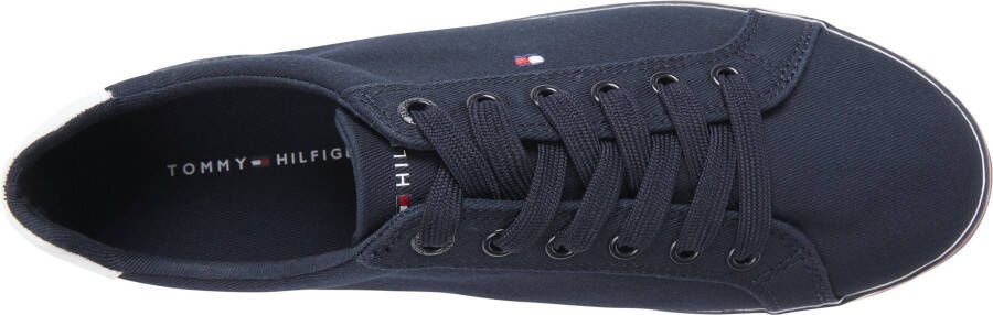 Tommy Hilfiger Sneakers ESSENTIAL TH SNEAKER met strepen op de loopzool