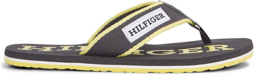 Tommy Hilfiger Teenslippers PATCH HILFIGER BEACH SANDAL zomerschoen slippers badschoen zwemschip met logo-opschrift