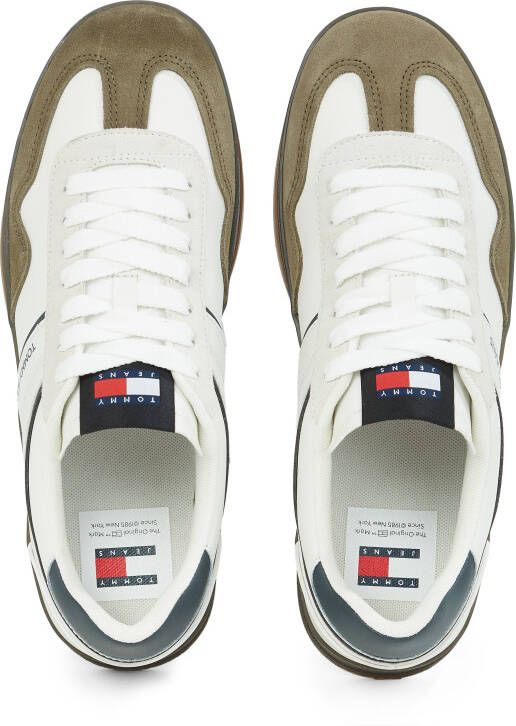 TOMMY JEANS Plateausneakers THE GREENWHICH RETRO freizeitschoen lage schoen veterschoen met gekleurde contrastafwerkingen