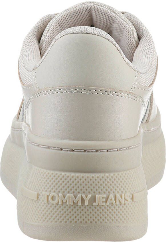 TOMMY JEANS Plateausneakers TJW RETRO BASKET FLATFORM ESS