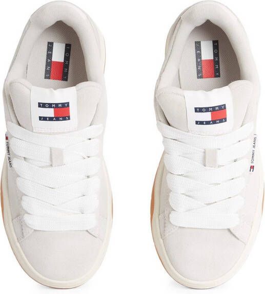 TOMMY JEANS Plateausneakers TJW SKATE SNEAKER vrijetijdsschoen lage schoen veterschoen met gepolsterde schacht