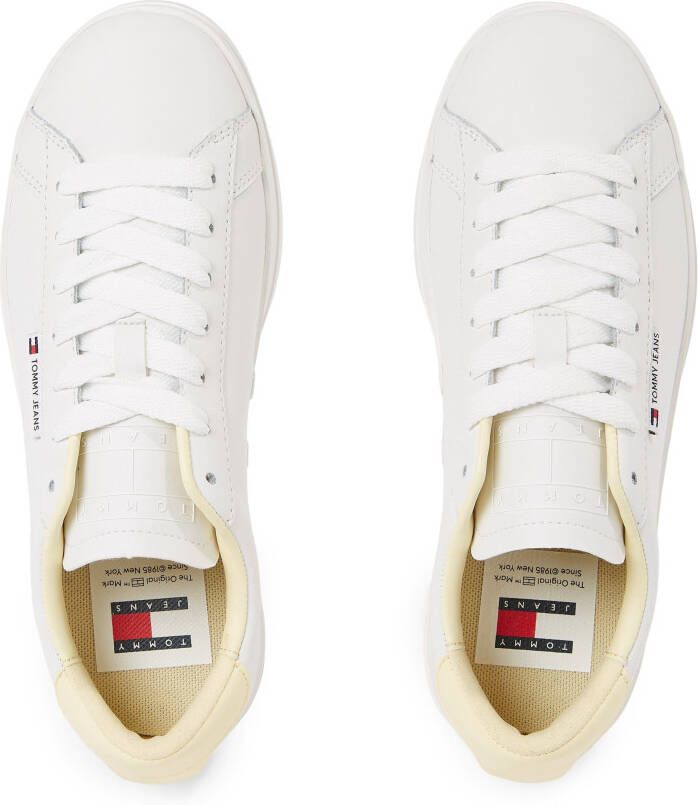 TOMMY JEANS Sneakers TJW COURT SNEAKER met label vrijetijdsschoen lage schoen veterschoen