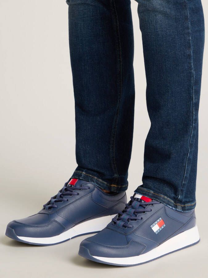 TOMMY JEANS Sneakers met sleehak FLEXI RUNNER vrijetijdsschoen halfschoen veterschoen met zijlogo-vlag