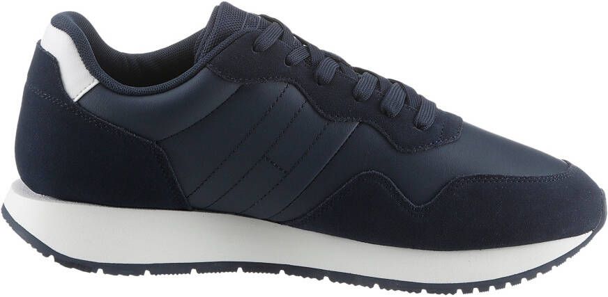 TOMMY JEANS Sneakers TJM MODERN RUNNER vrijetijdsschoen halfschoen veterschoen met zijlogo-vlag