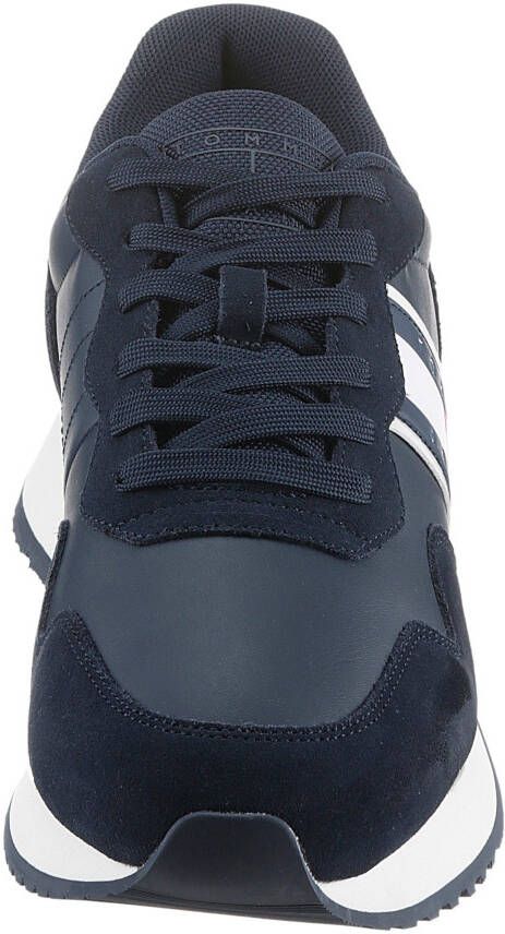 TOMMY JEANS Sneakers TJM MODERN RUNNER vrijetijdsschoen halfschoen veterschoen met zijlogo-vlag