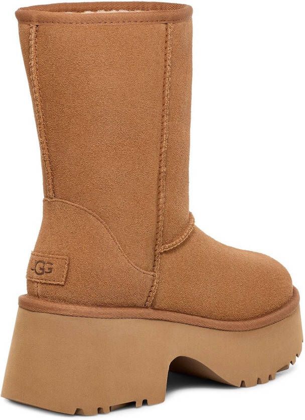 UGG Instaplaarzen CLASSIC SHORT NEW HEIGHTS plateau laarzen winterlaarzen boots met binnenrits