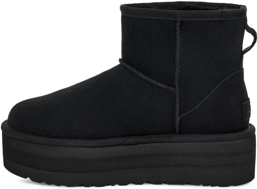 UGG Plateaulaarsjes Classic Mini Platform Winterlaarzen plateaulaarzen instaplaarzen om in te stappen