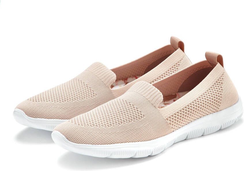 Lascana Instappers Slip-on sneaker half schoen ultralichte sneaker VEGAN