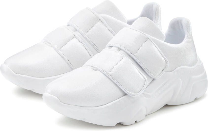 Lascana Sneakers Vrijetijdsschoen lage schoen met klittenband superlicht VEGAN