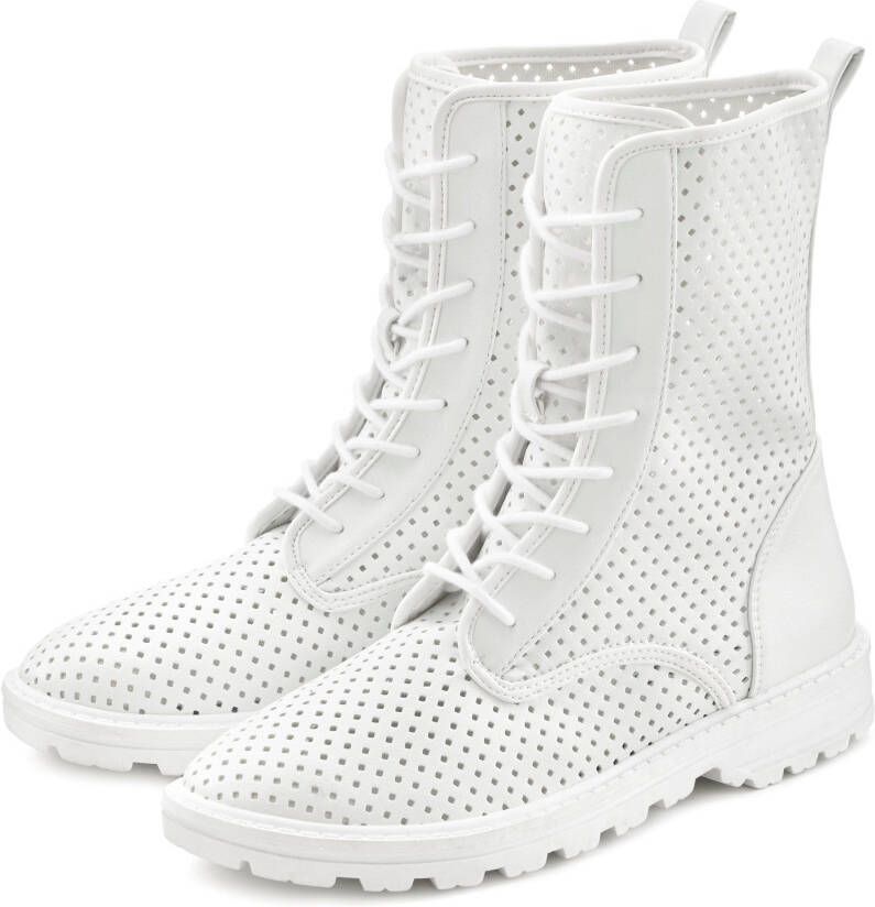 Lascana Veterlaarsjes voor veters met modieuze cut-outs laarzen boots hoge sneakers