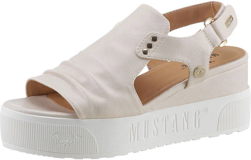 Mustang Shoes Sleehaksandaaltjes zomerschoen sandaal keilhak met klittenbandjes