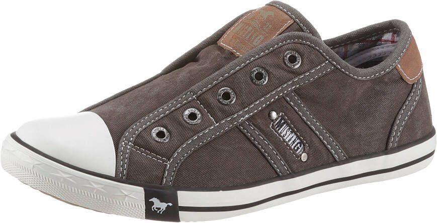 Mustang Shoes Slip-on sneakers mooi kleurenpalet