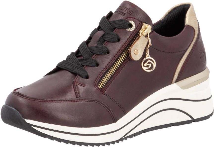 Remonte Sneakers met sleehak vrijetijdsschoen lage schoen veterschoen met gouden logo-hanger