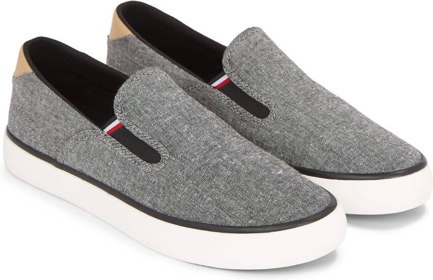 Tommy Hilfiger Instappers TH HI VULC LOW SLIPON CHAMBRAY Slip-on sneaker vrijetijdsschoen met praktische stretchinzetten