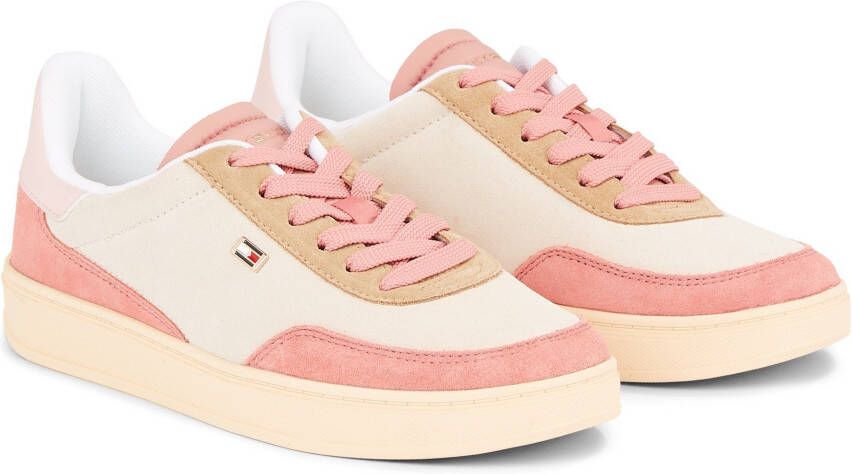 Tommy Hilfiger Plateausneakers HERITAGE COURT SNEAKER met contrastafwerkingen vrijetijdsschoen halfhoge schoen veterschoen